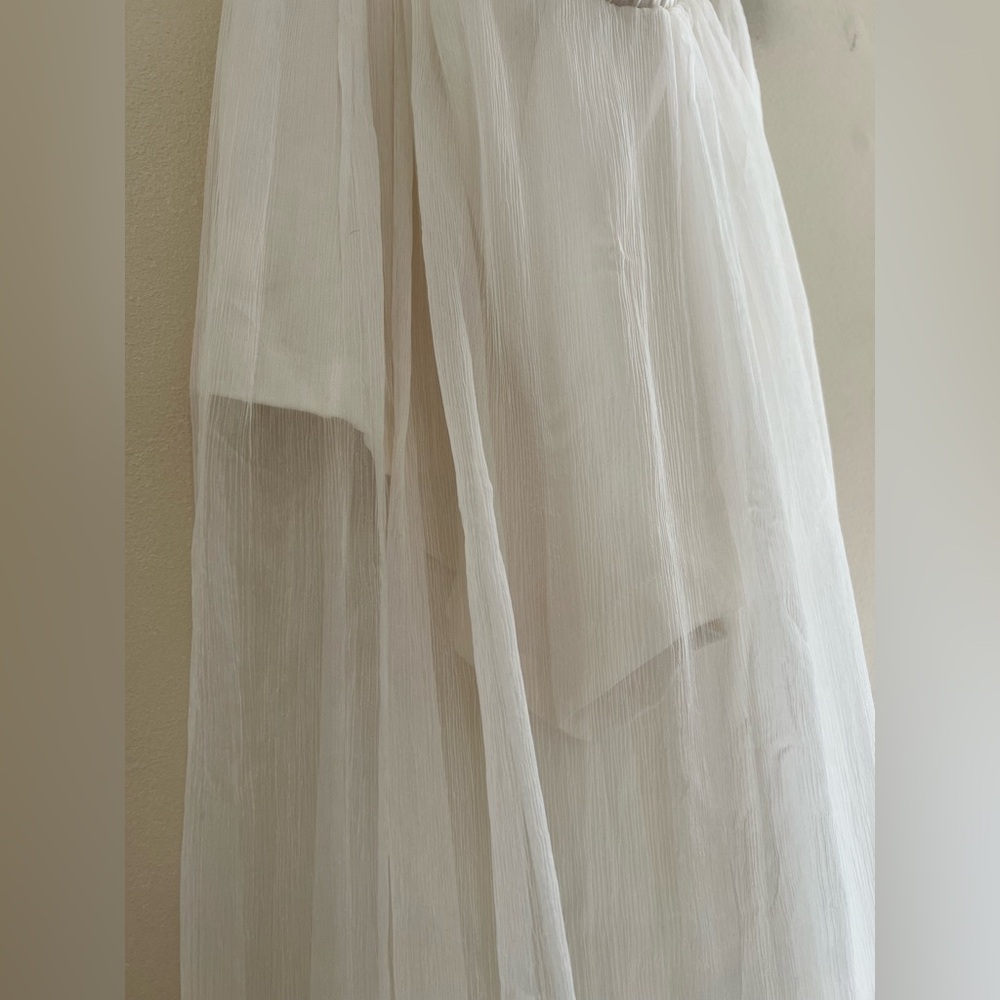 White Sheer Chiffon skirt with inside satin shorts - Picture 3 of 7